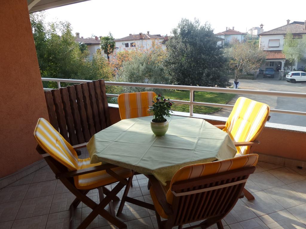 Apartmani Lina أوماغ المظهر الخارجي الصورة