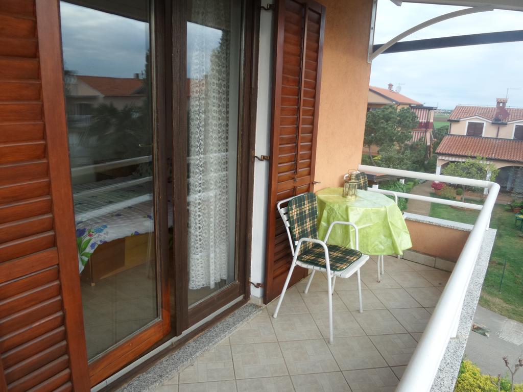 Apartmani Lina أوماغ المظهر الخارجي الصورة